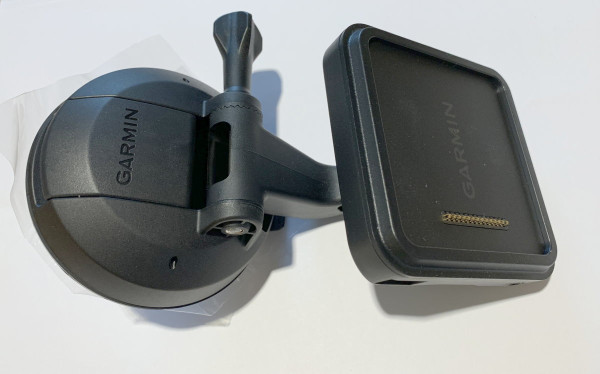 Garmin Autohalterung Montagesatz + Autoladekabel für Garmin dezl OTR1020